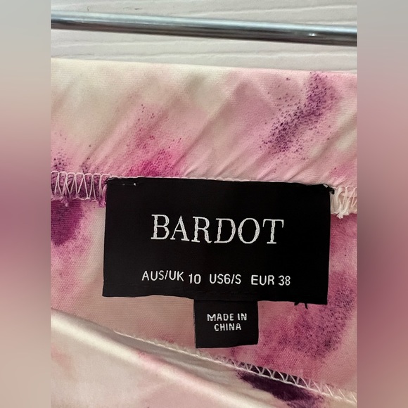 Bardot Water Color Knee Length Satin Skirt Sz S - Picture 3 of 9